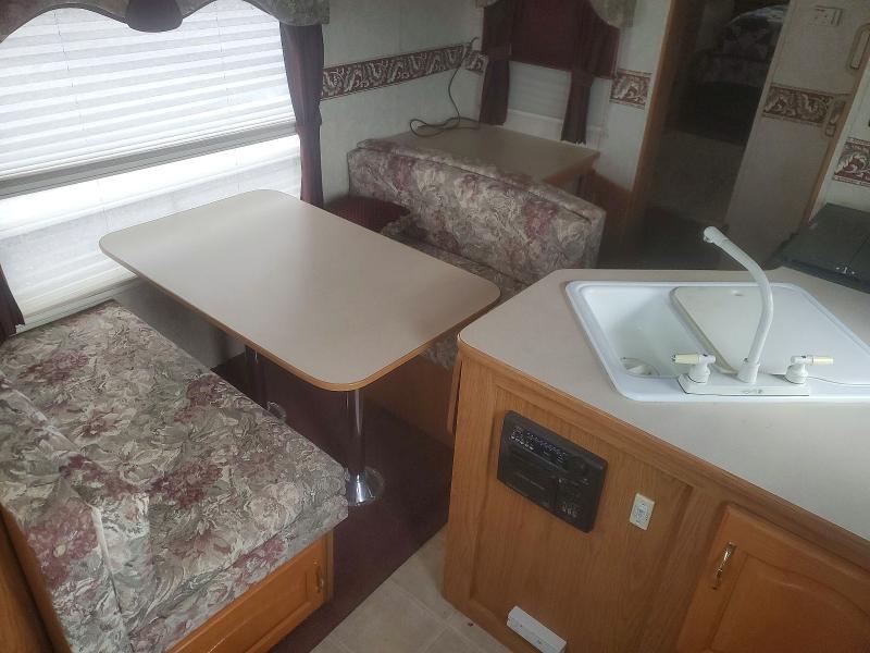 2003 Keystone Trailers