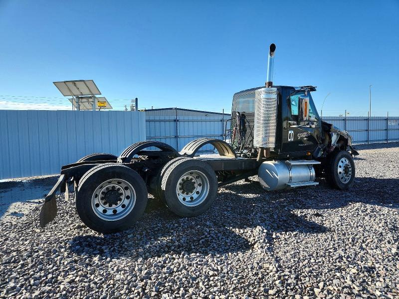2009 International Prostar Lmtd Semi Truck