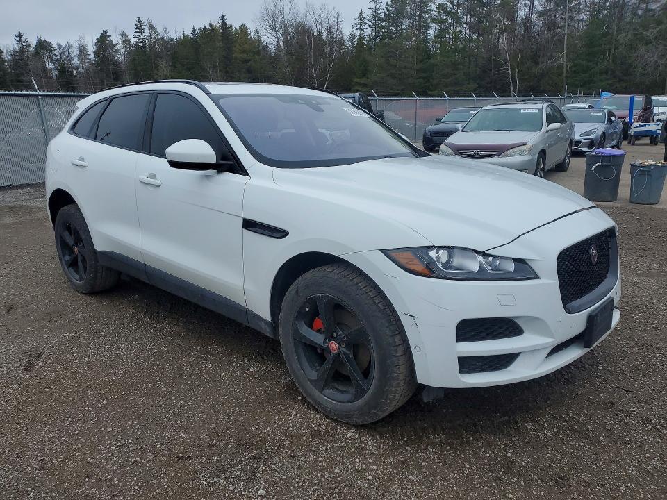 2017 Jaguar F-pace Prestige