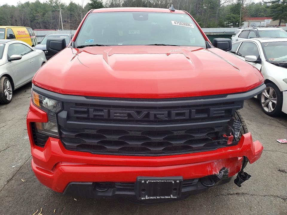 2022 Chevrolet Silverado K1500 Custom