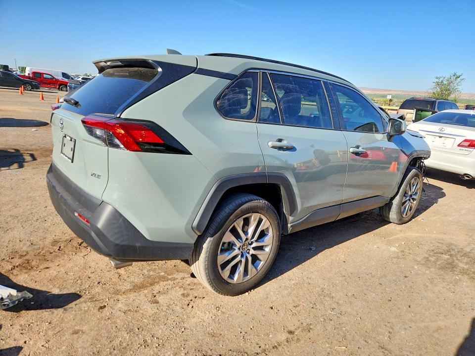 2023 Toyota Rav4 xle Premium