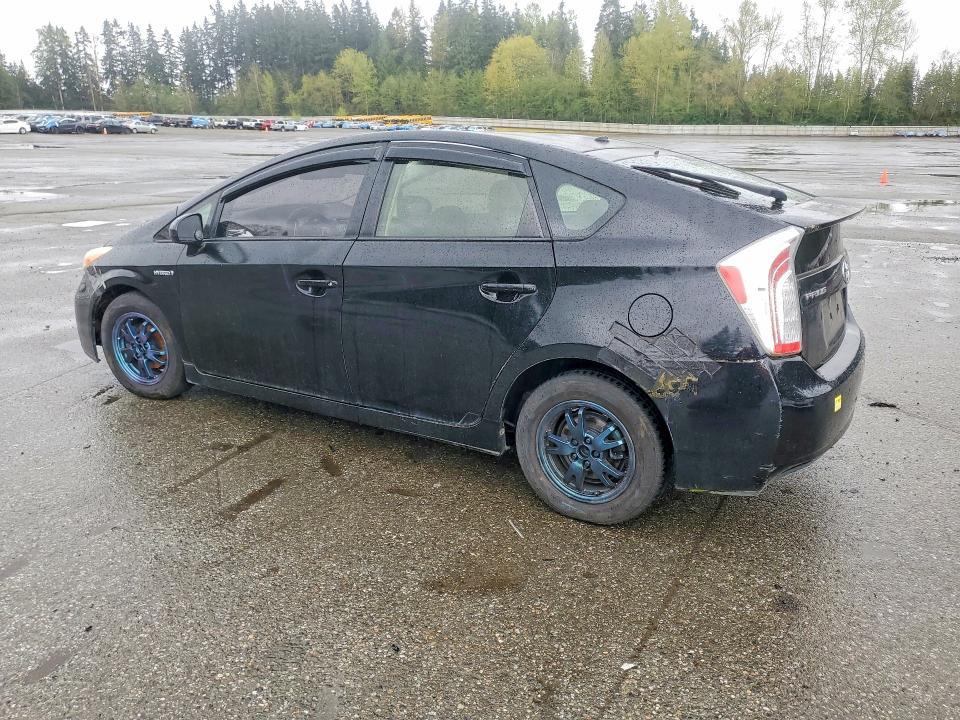 2015 Toyota Prius two
