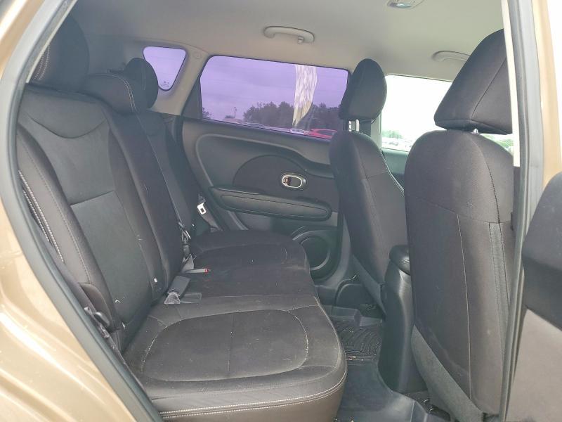 2016 KIA Soul Base
