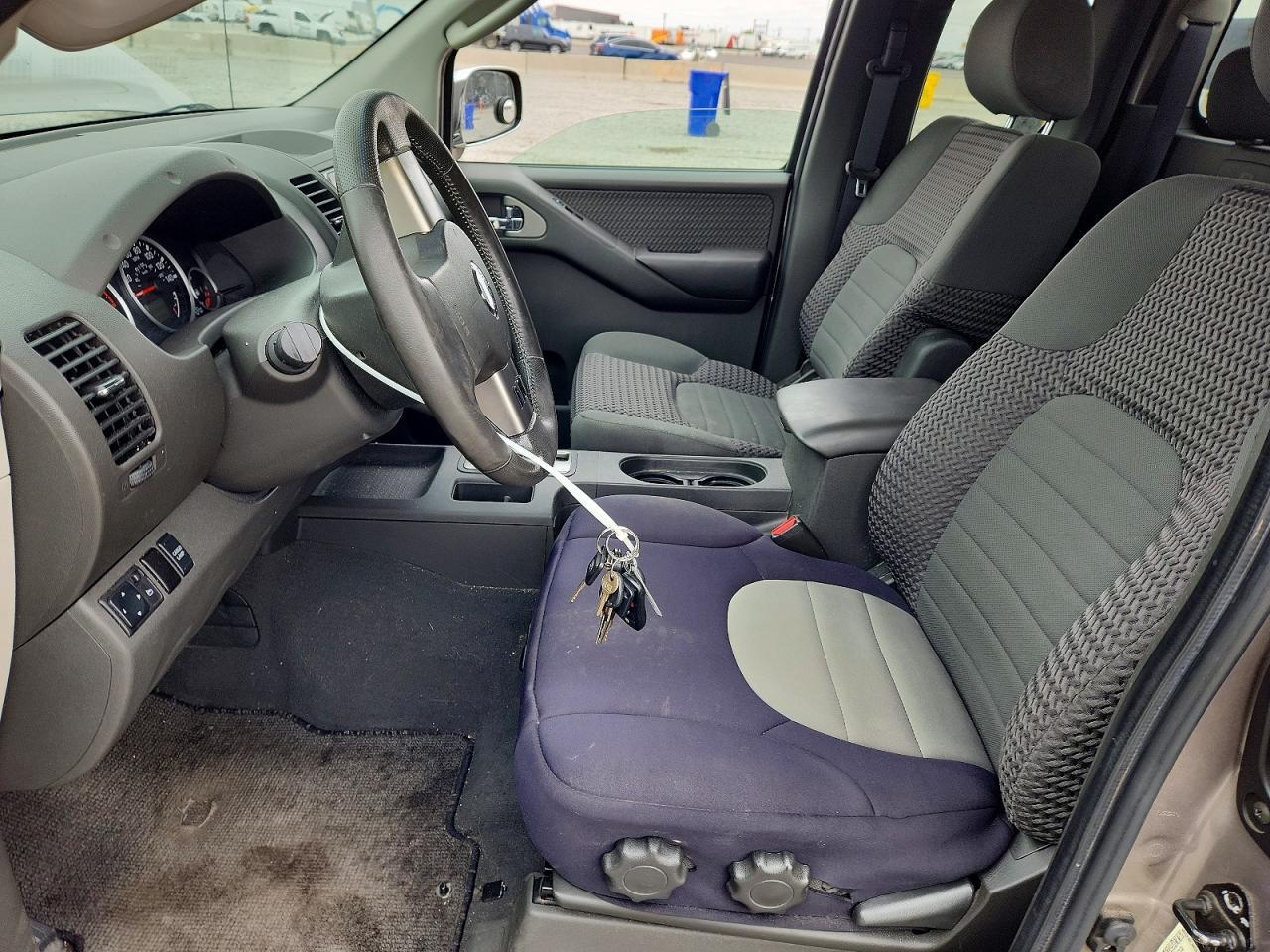 2006 Nissan Frontier SE