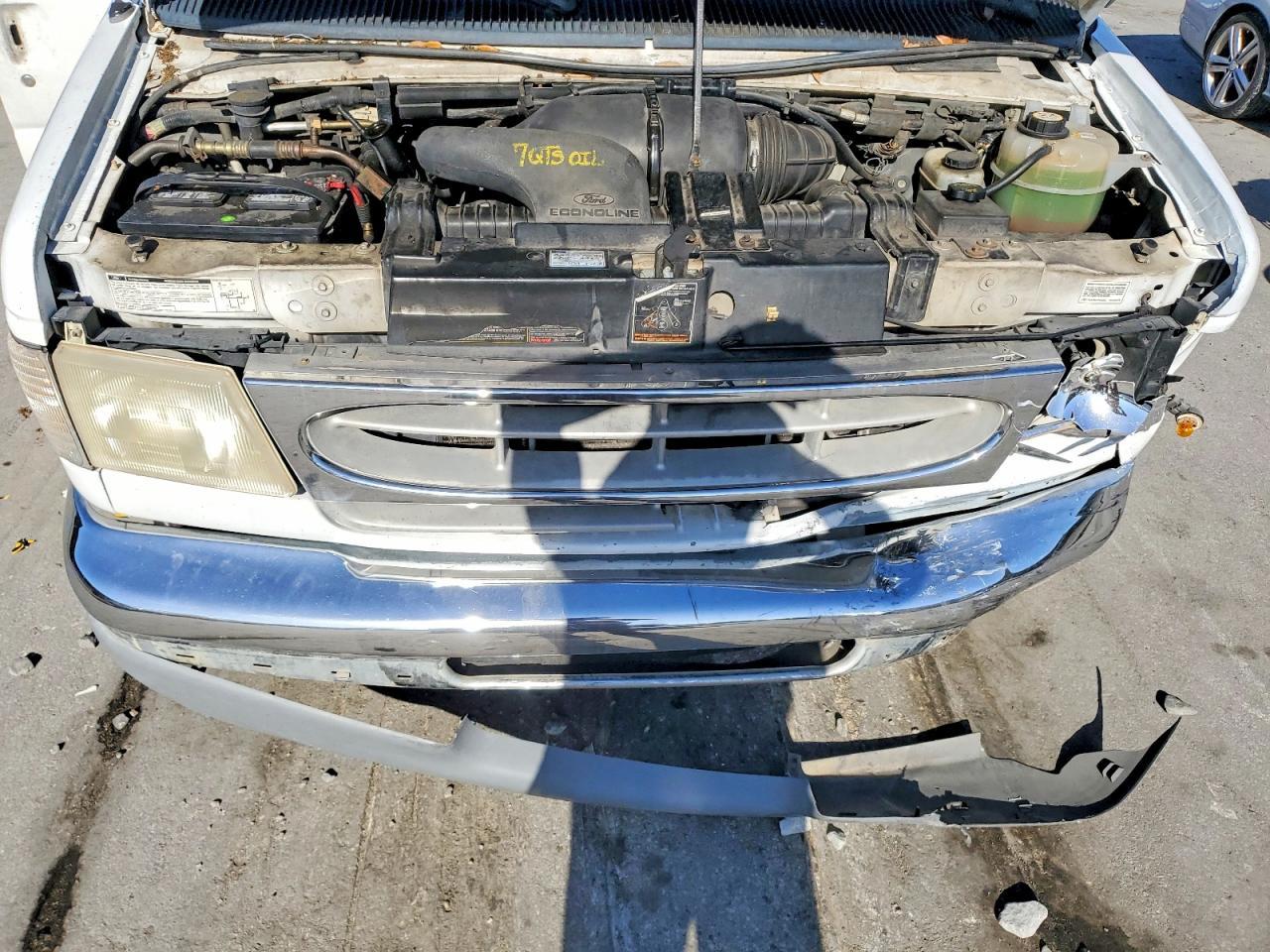 1999 Ford Econoline E350 Super Duty Wagon