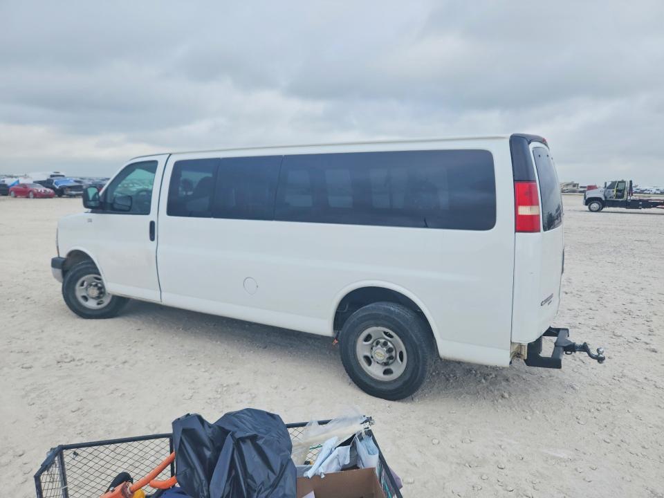 2015 Chevrolet Express G3500 lt