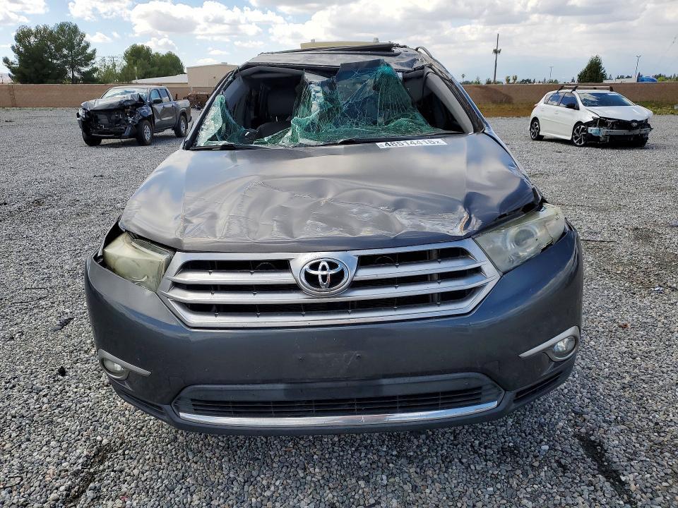 2012 Toyota Highlander se