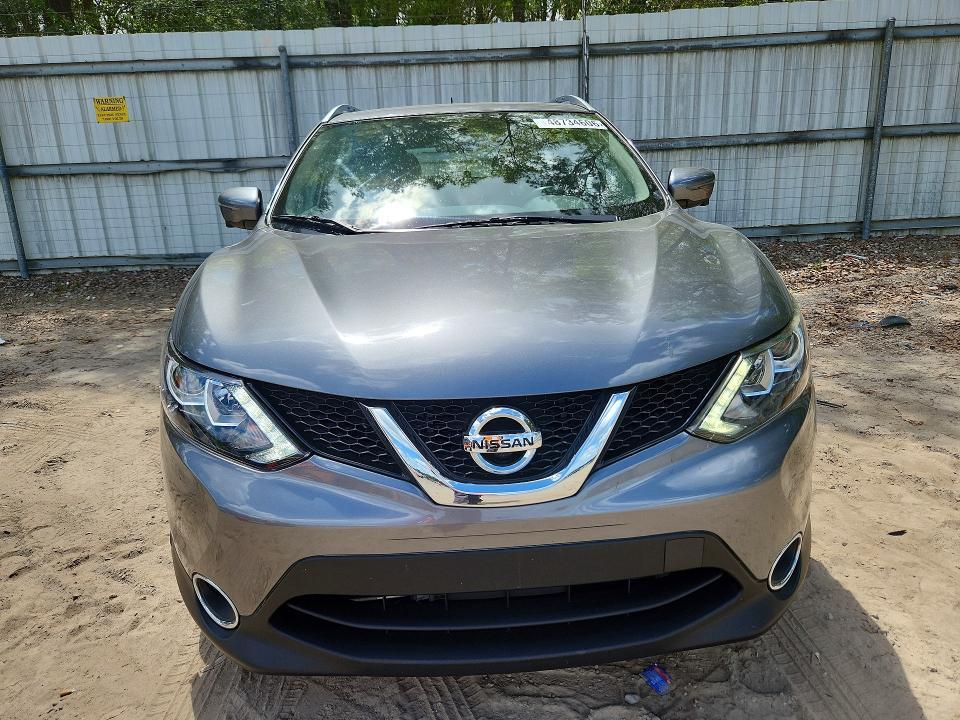 2018 Nissan Rogue Sport sv