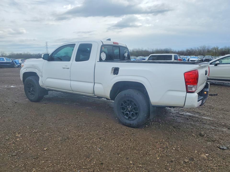 2016 Toyota Tacoma sr