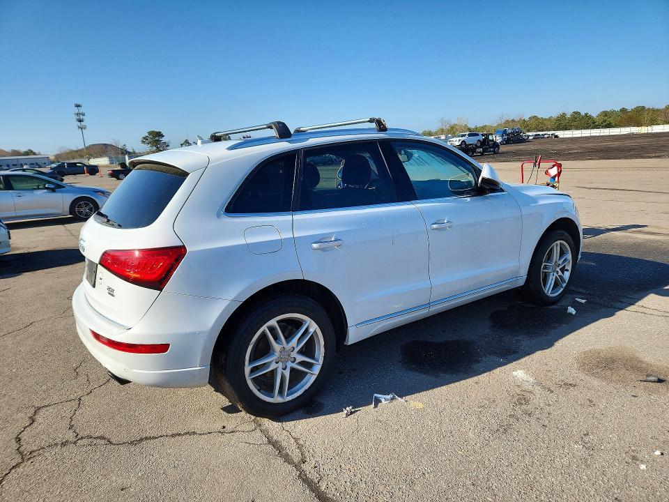 2016 Audi Q5 Premium Plus