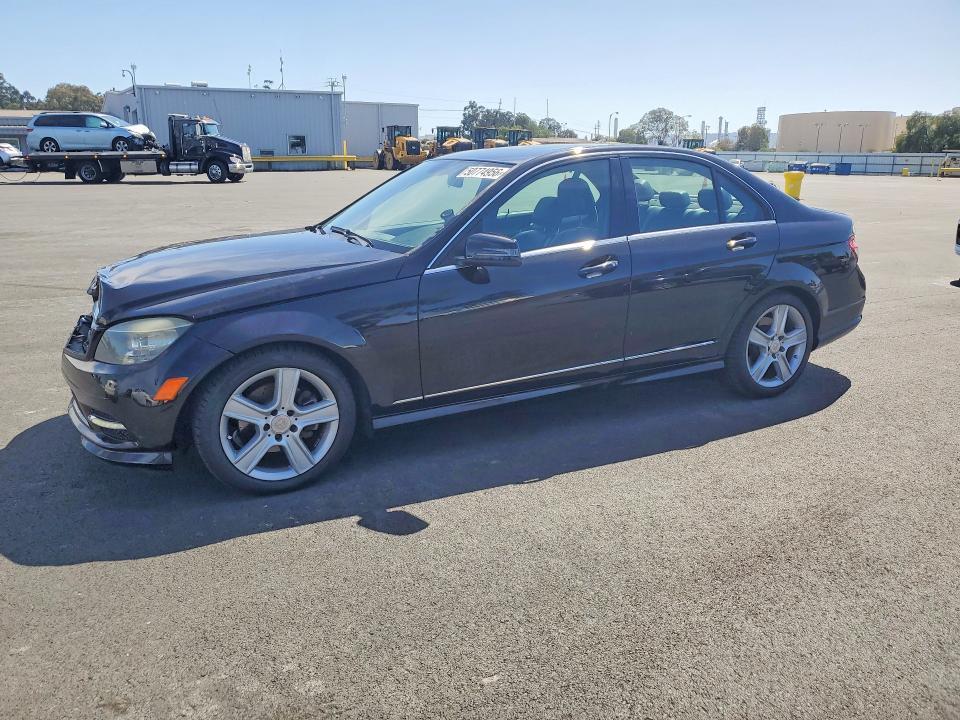 2011 Mercedes-Benz C300