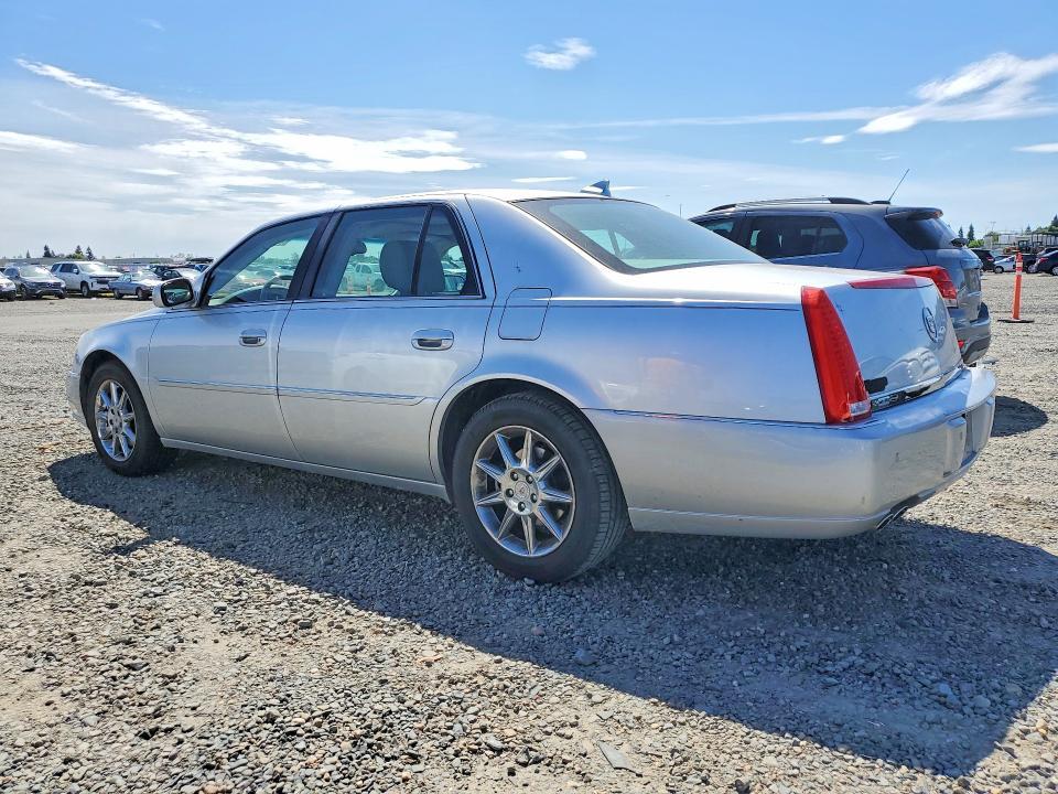 2011 Cadillac Dts Luxury Collection