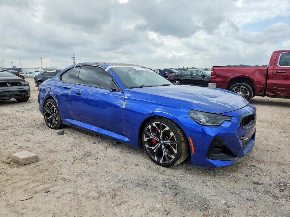 2025 BMW 230i