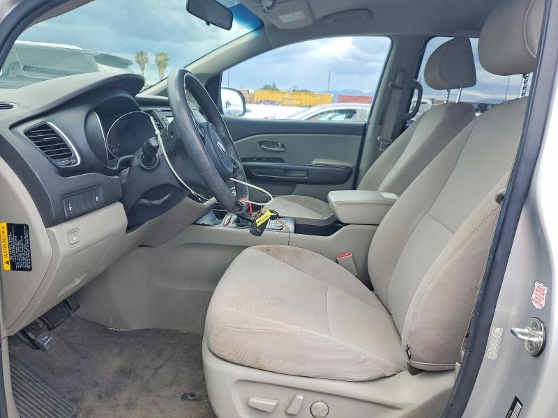 2015 KIA Sedona lx