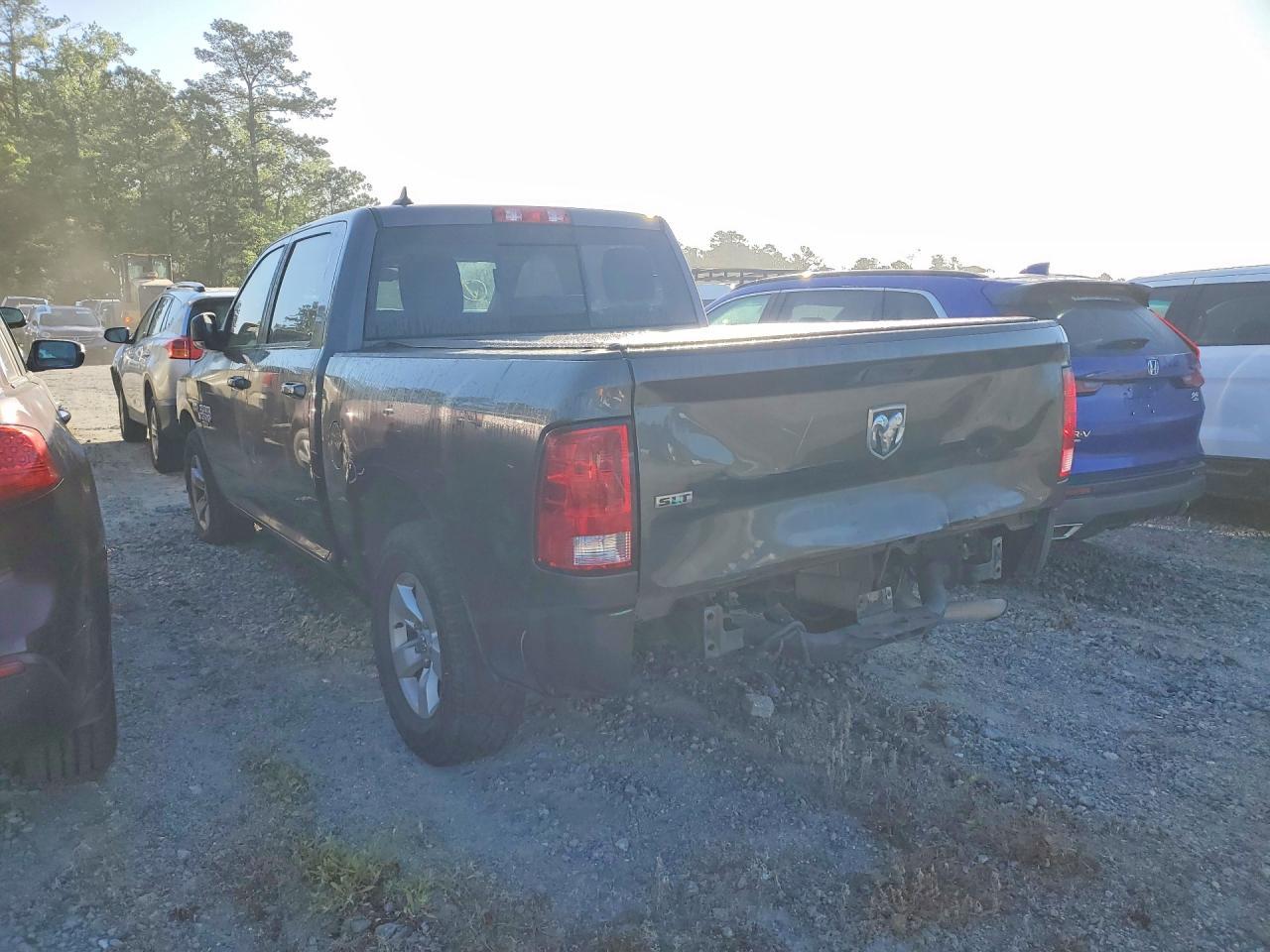 2019 Dodge RAM 1500 Classic SLT