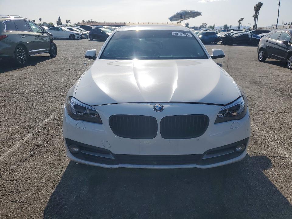 2016 BMW 528 i