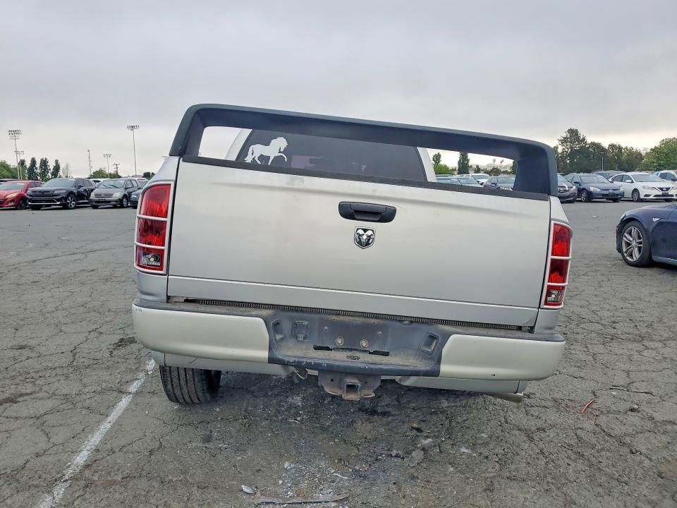 2005 Dodge RAM 1500 ST