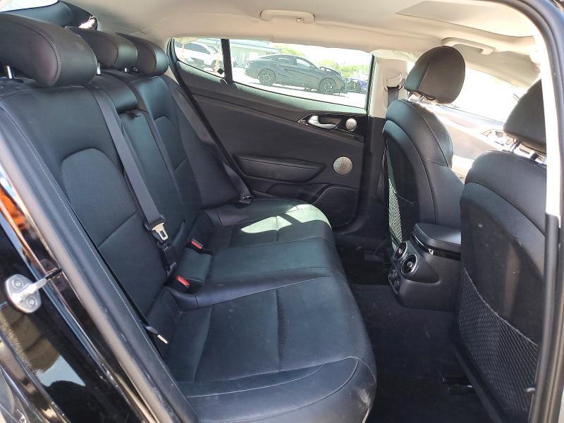 2019 KIA Stinger Premium