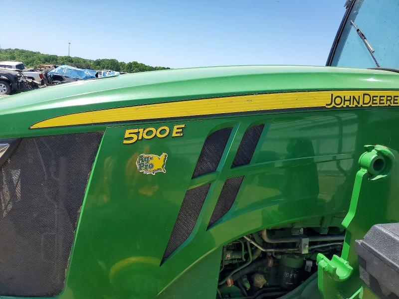 2022 John Deere 5100E Mfwd Tractor