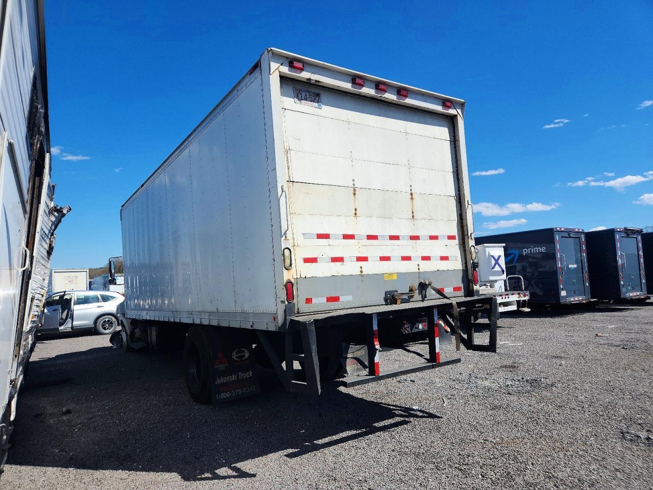 2006 Hino 268 BOX Truck