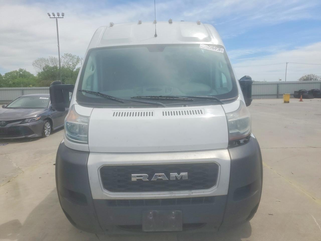 2019 Dodge RAM Promaster 2500-Cargo Van ** Clean Title * RE