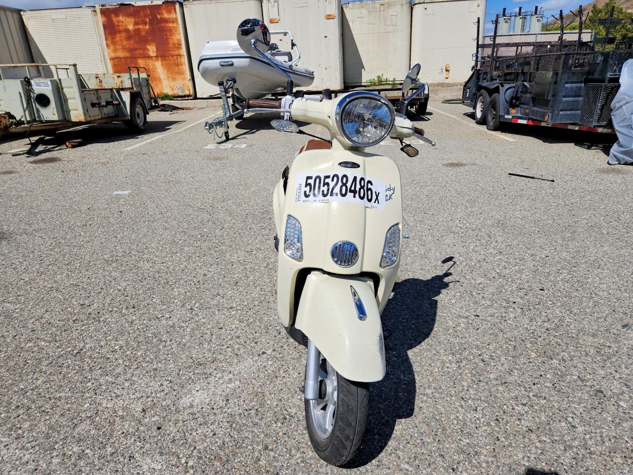 2020 Genuine Scooter Co. Buddy Kick