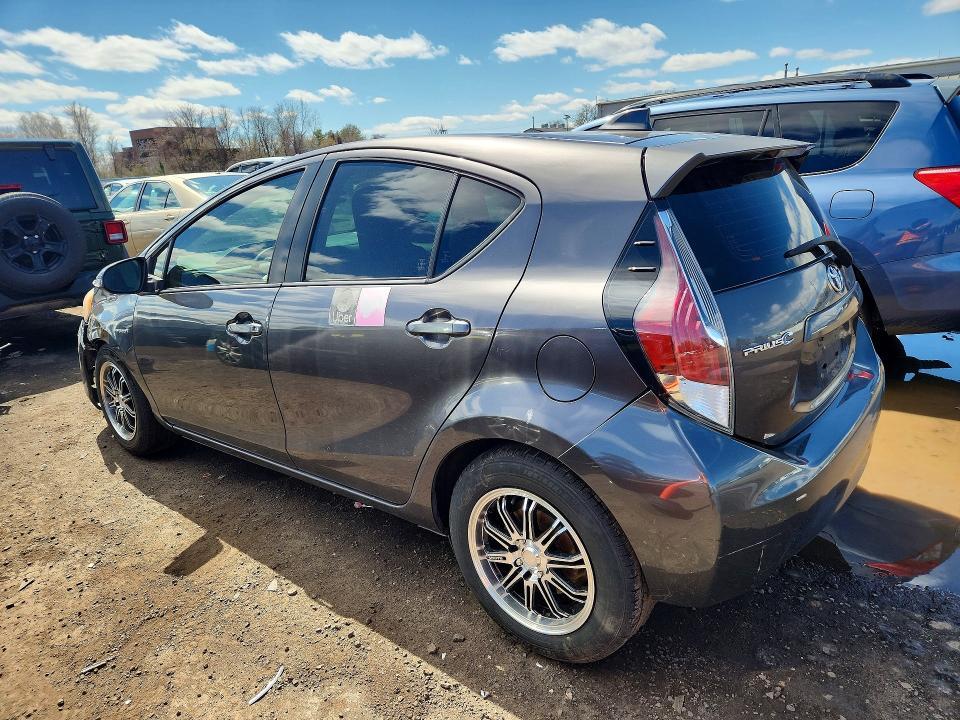 2015 Toyota Prius c one