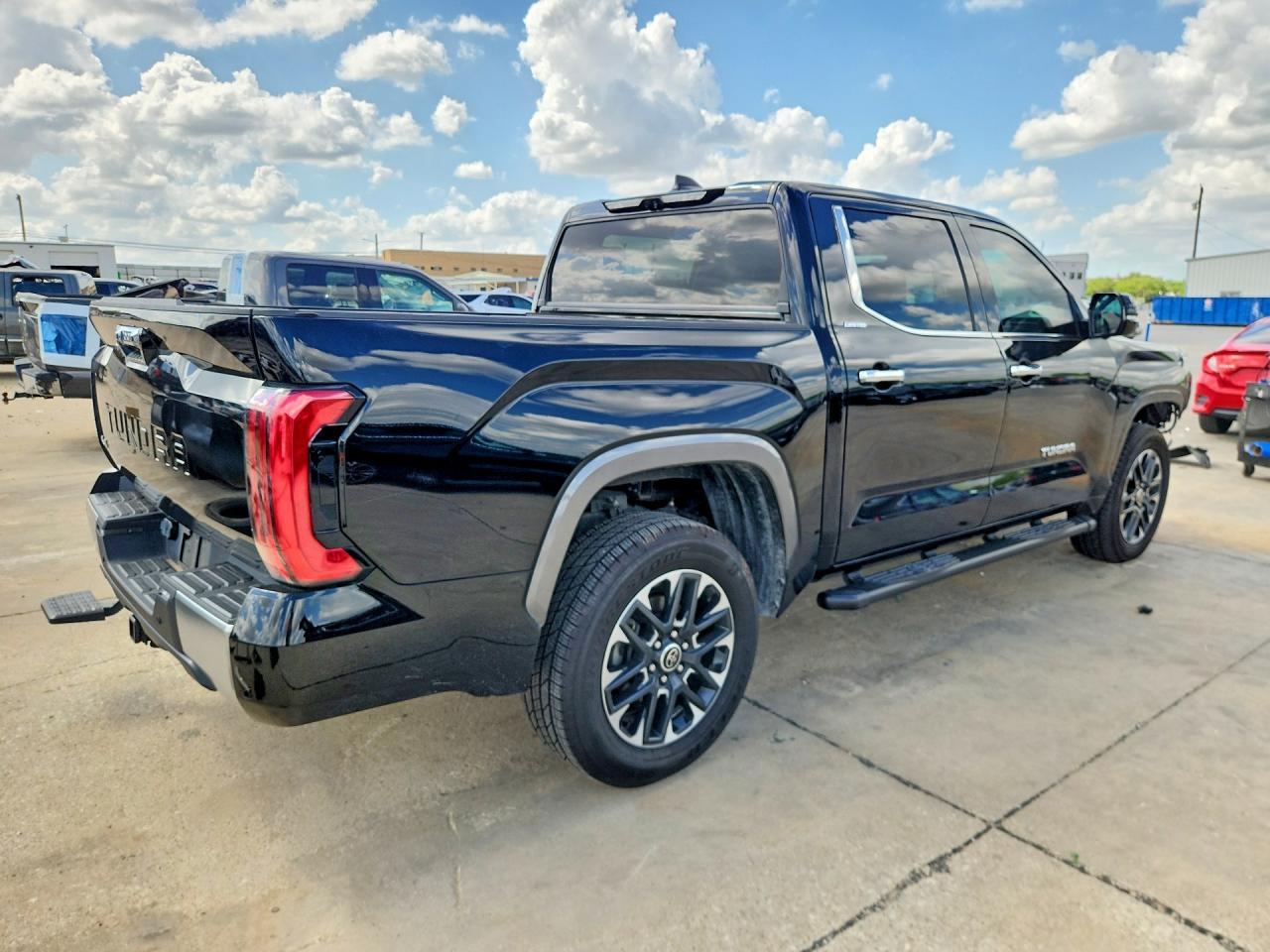 2024 Toyota Tundra Crewmax Limited