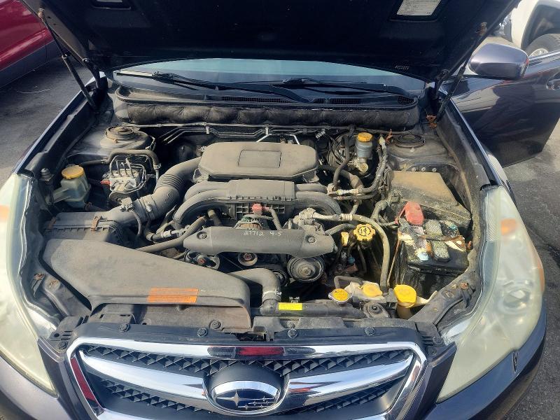 2010 Subaru Legacy 2.5i Premium