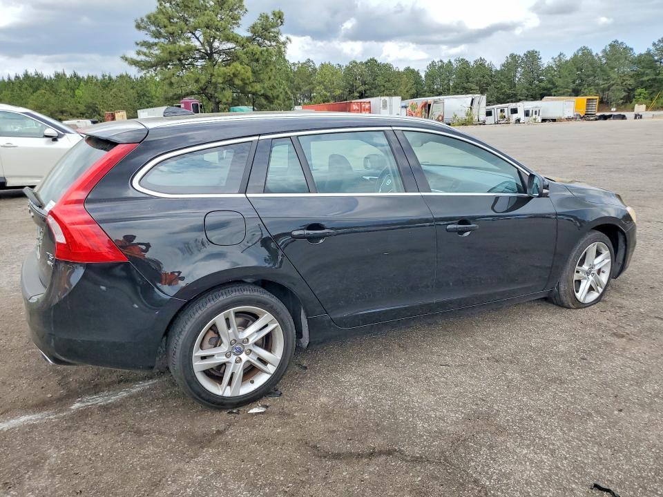 2015 Volvo V60 Premier