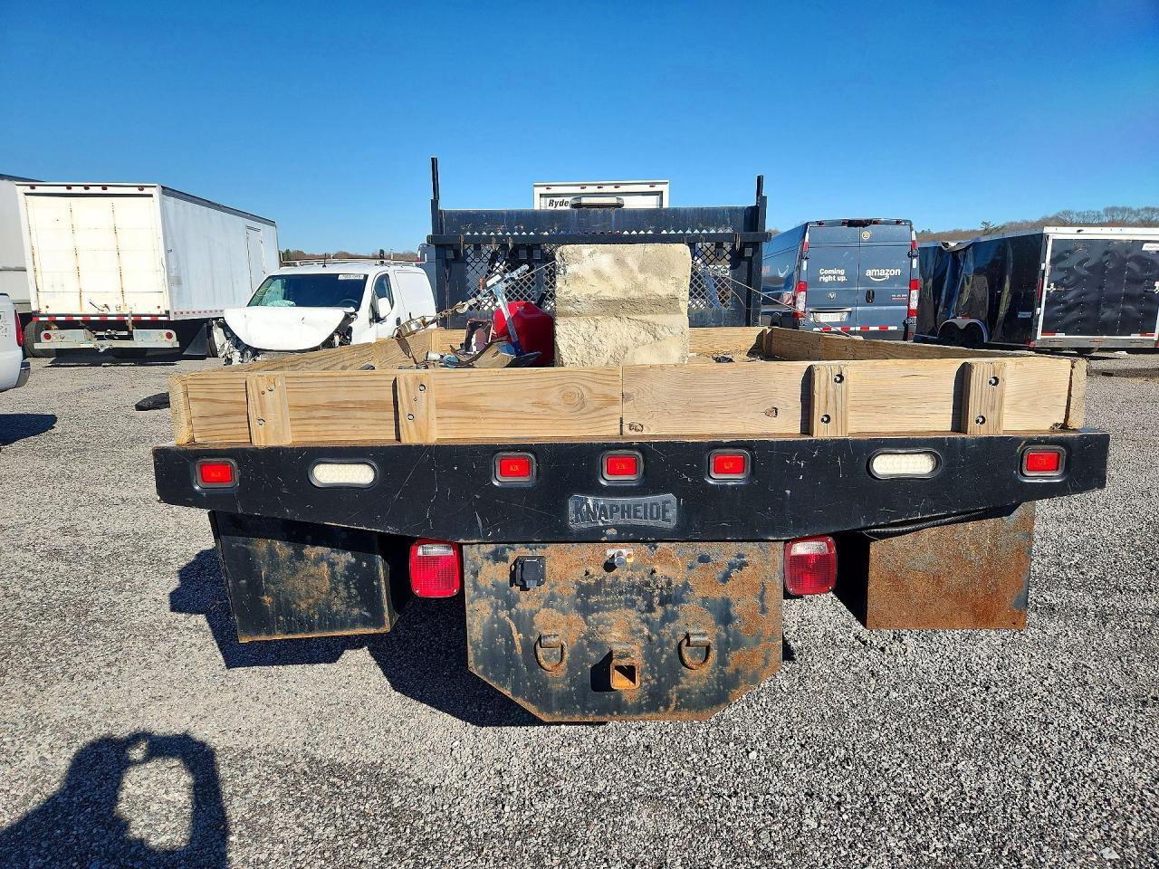 2018 GMC Sierra 3500 HD Flatbed Truck