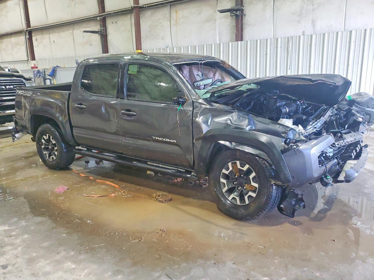 2018 Toyota Tacoma TRD OFF-Road