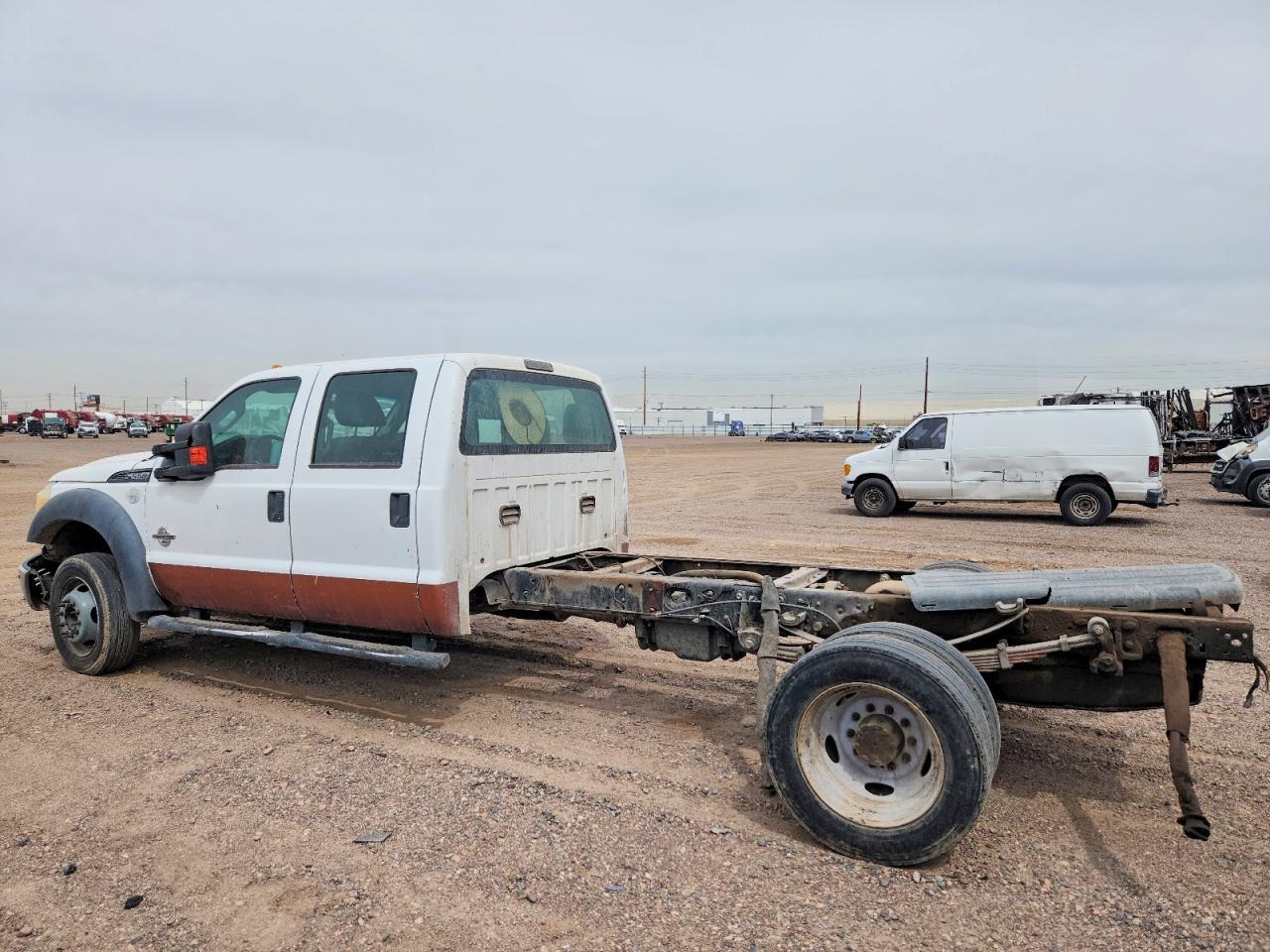 2015 Ford F550 Super Duty Truck Cab AND Chassis