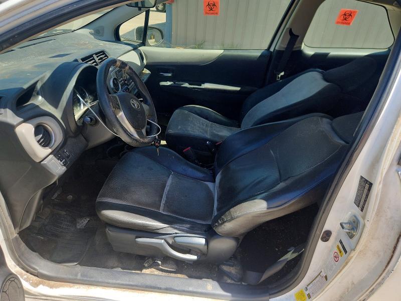 2013 Toyota Yaris 3-door le