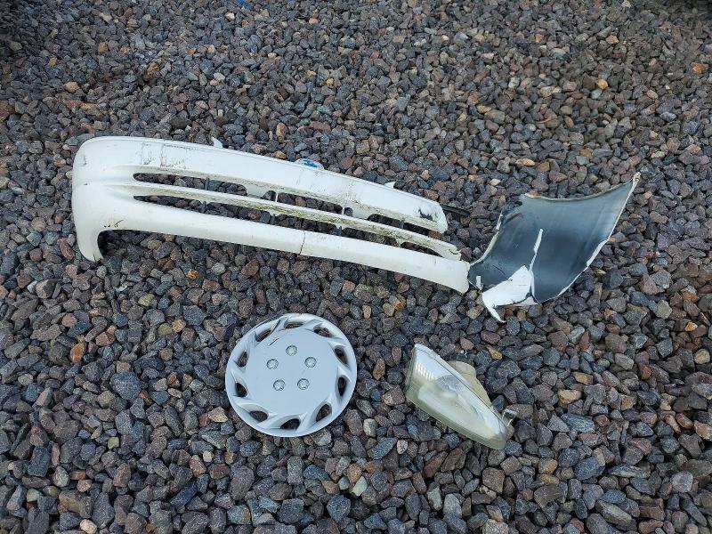 2001 Chevrolet Geo Prizm Base