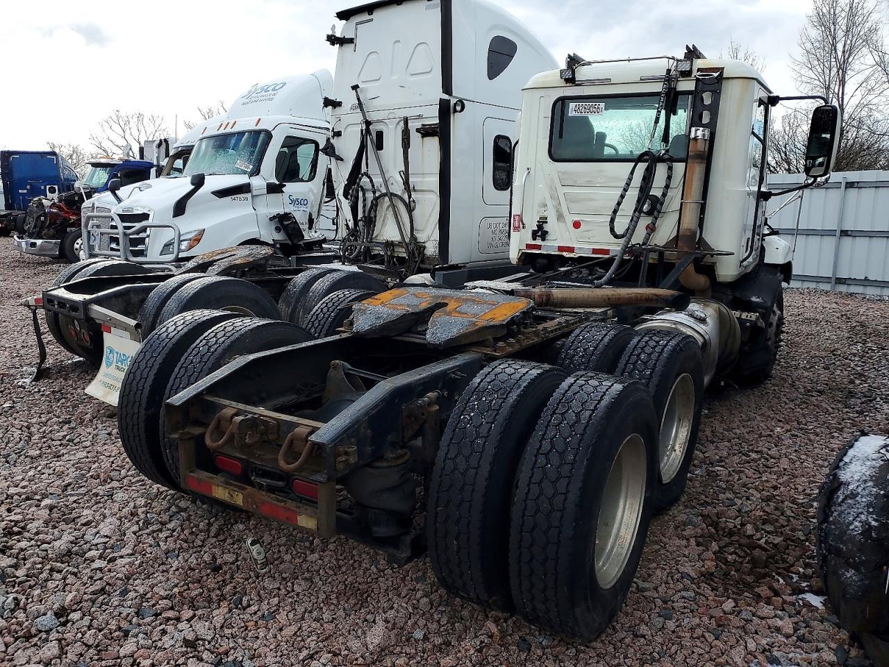 2016 Mack 600 CXU600