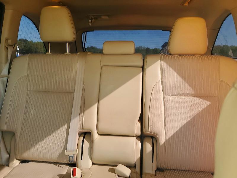 2019 Toyota Highlander le Plus