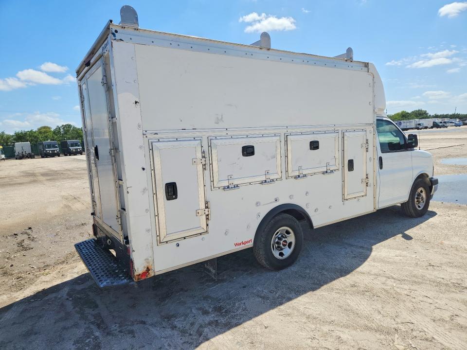 2018 GMC Savana Delivery Van