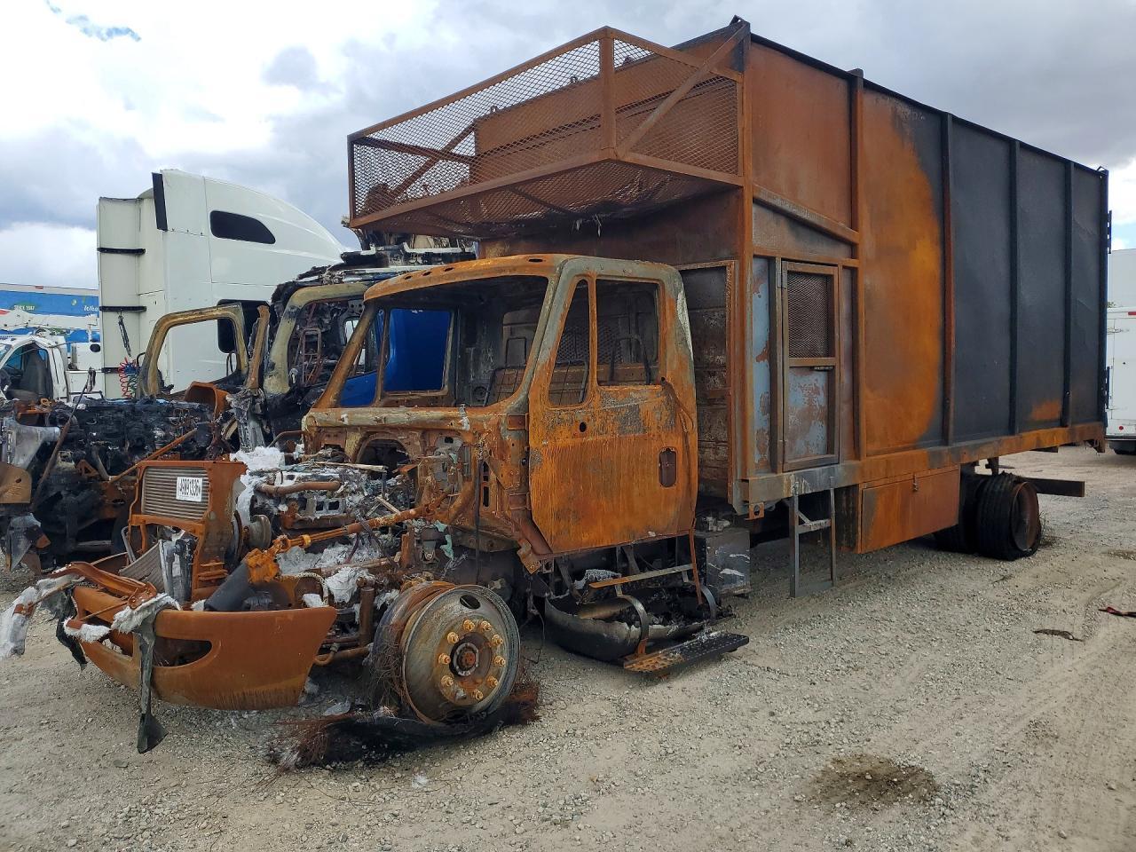 2018 International MA025 BOX Truck