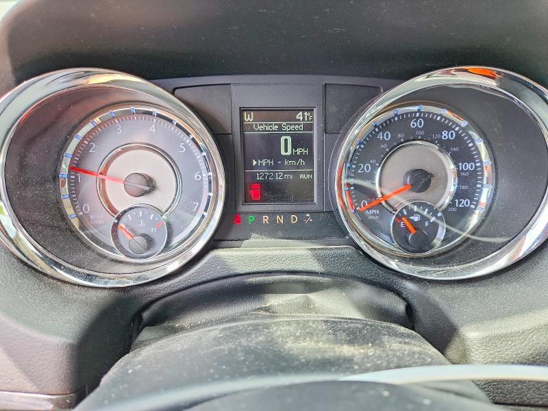 2014 Chrysler Town & Country Touring l