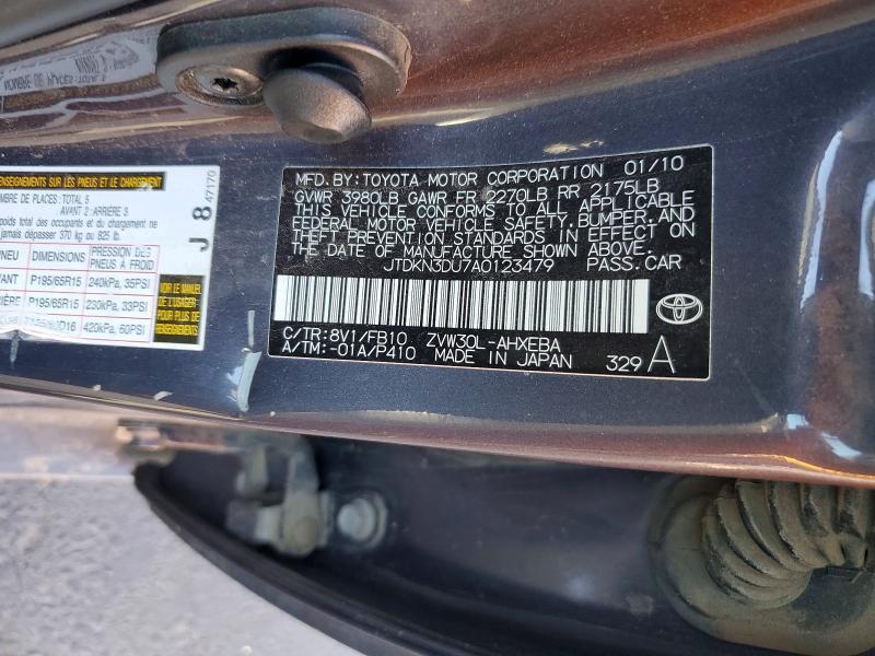 2010 Toyota Prius iii