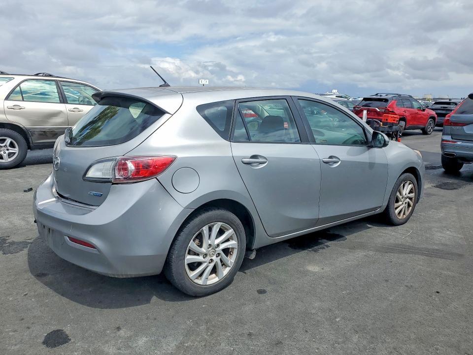 2012 Mazda 3 I