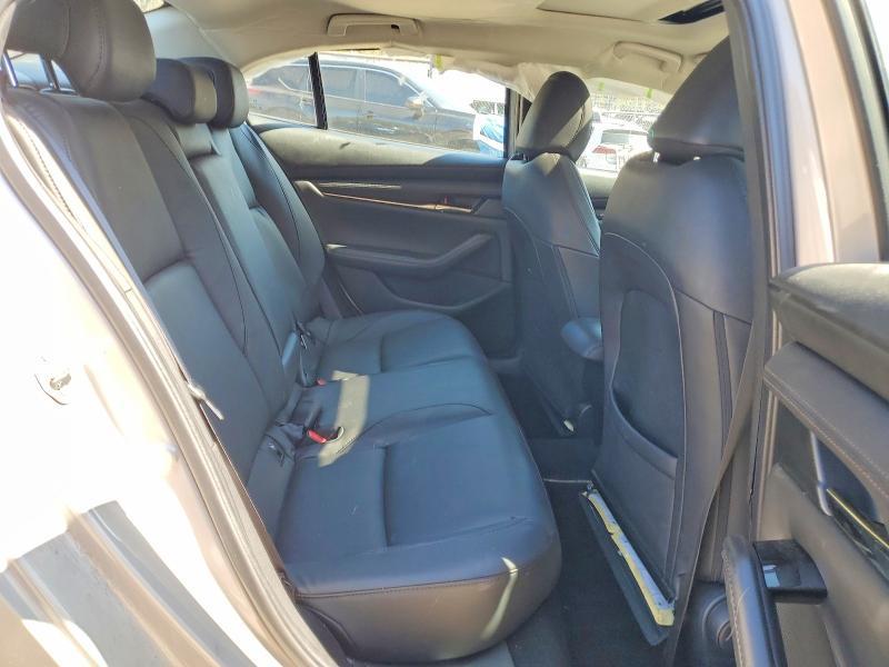 2023 Mazda 3 Preferred
