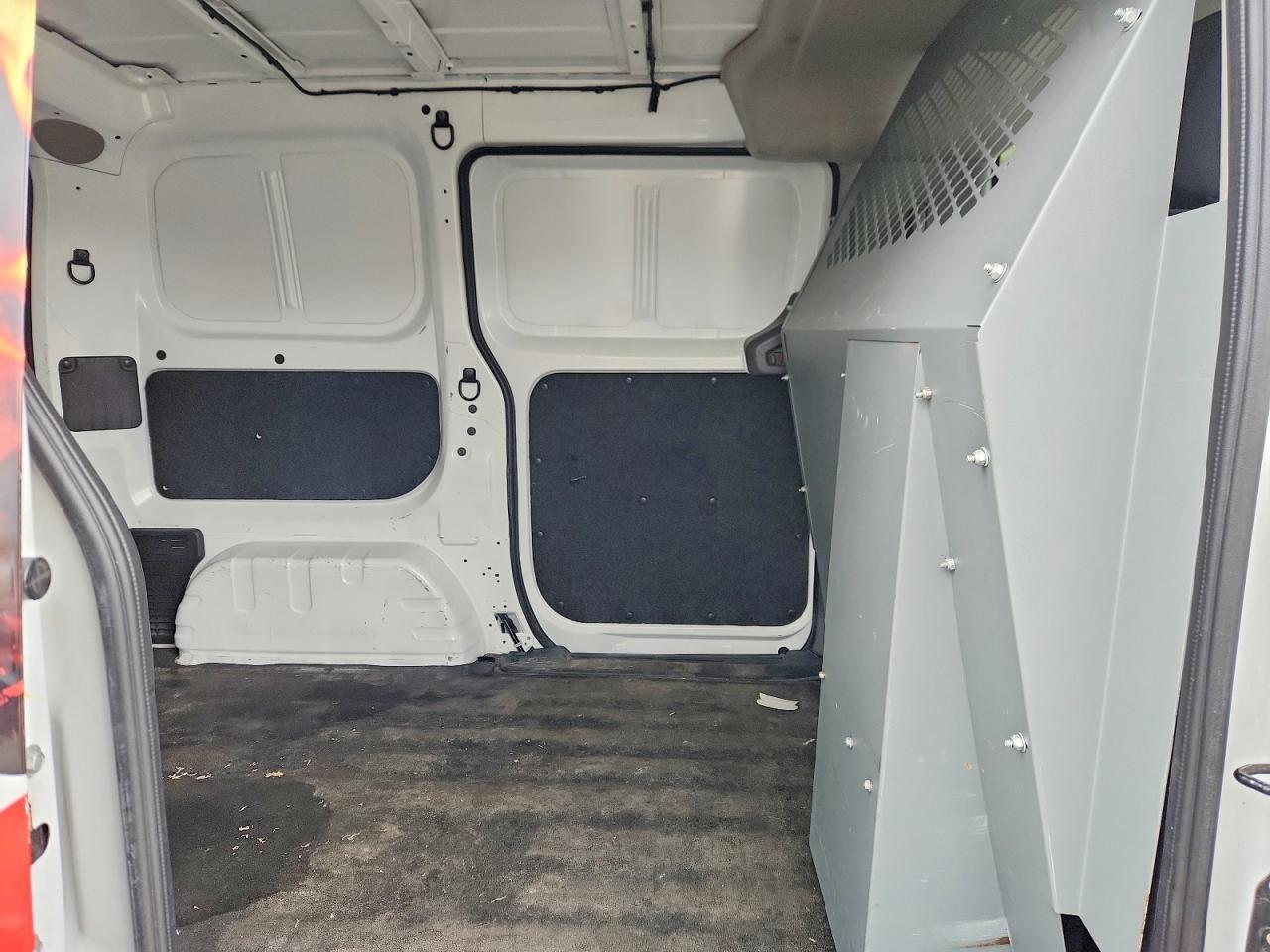 2021 Niss NV200