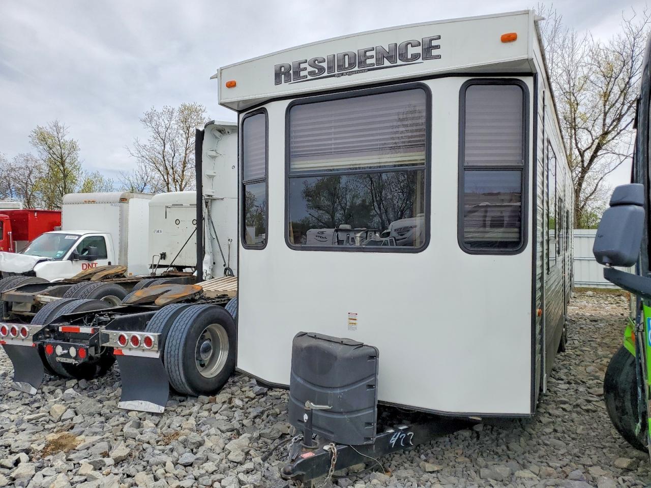 2014 Keystone Residence Camper