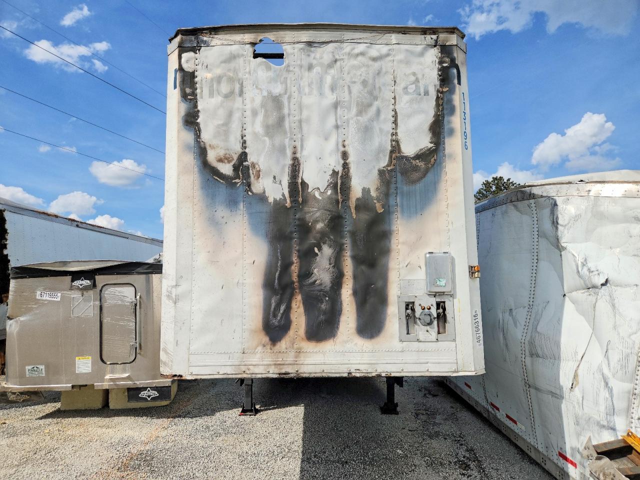 2002 Kentucky DRY Van Trailer