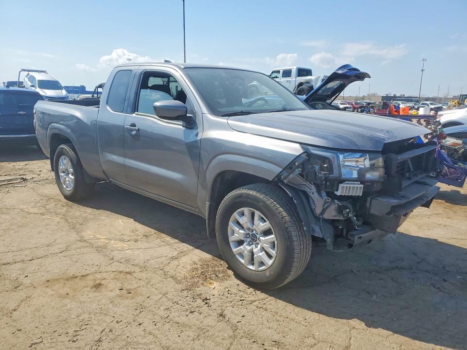 2024 Nissan Frontier s