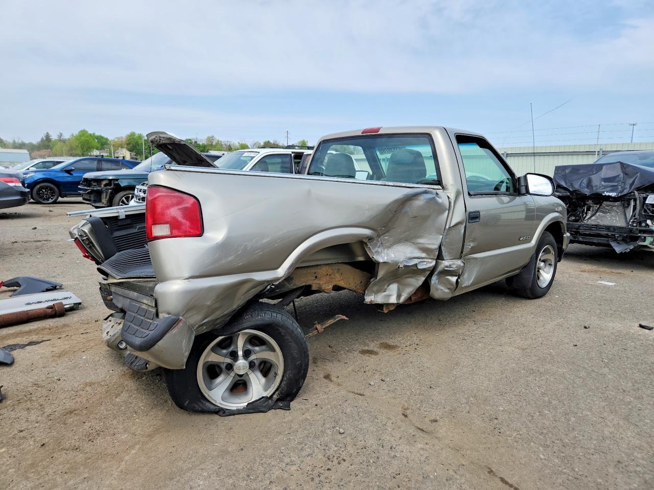 2000 Chevrolet S Truck S10
