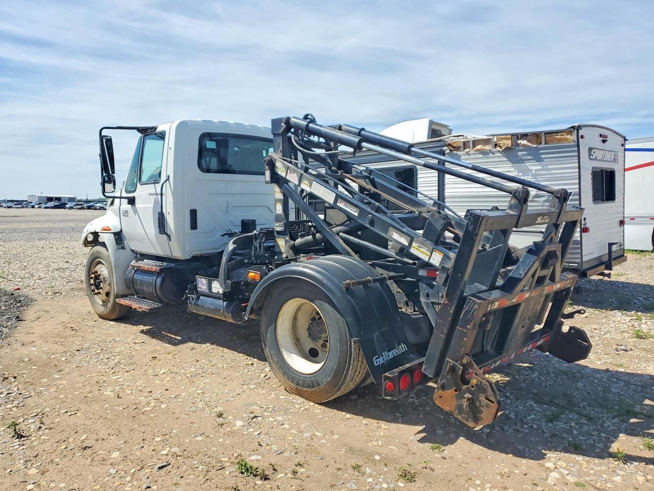 2007 International Dumpstar Carrier Truck
