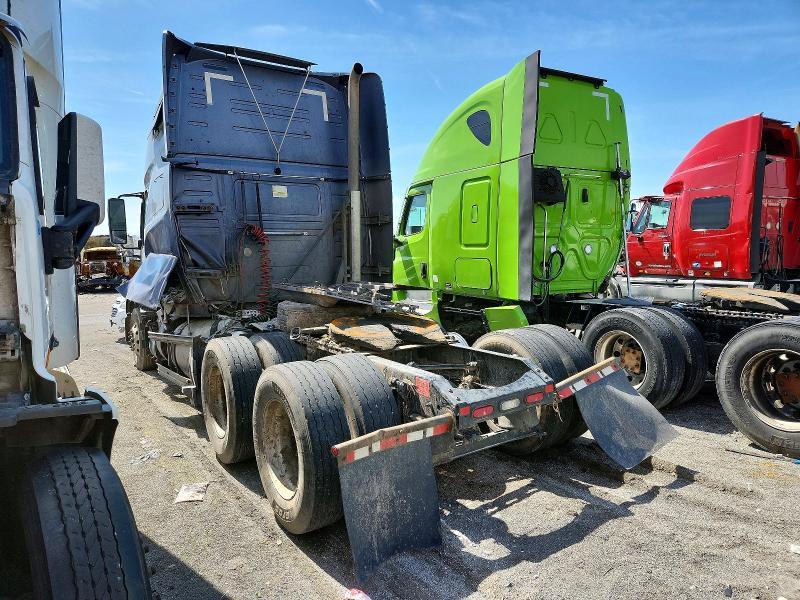 2019 Volvo VNL Semi Truck